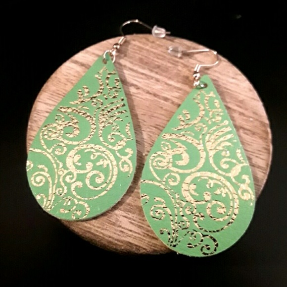 NEW Leather Droplet Earrings - Picture 3 of 4